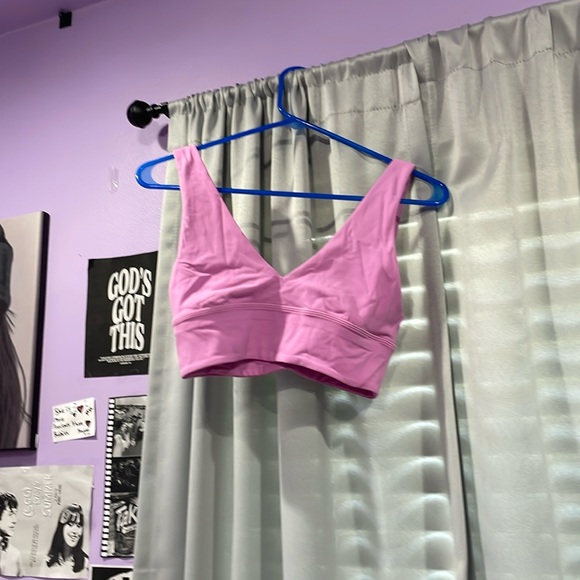 lululemon athletica Tops - Lululemon size 6 sports bra